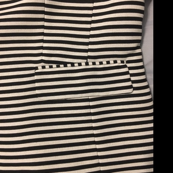 Kasper black and white stripe blazer 16 - Picture 9 of 12
